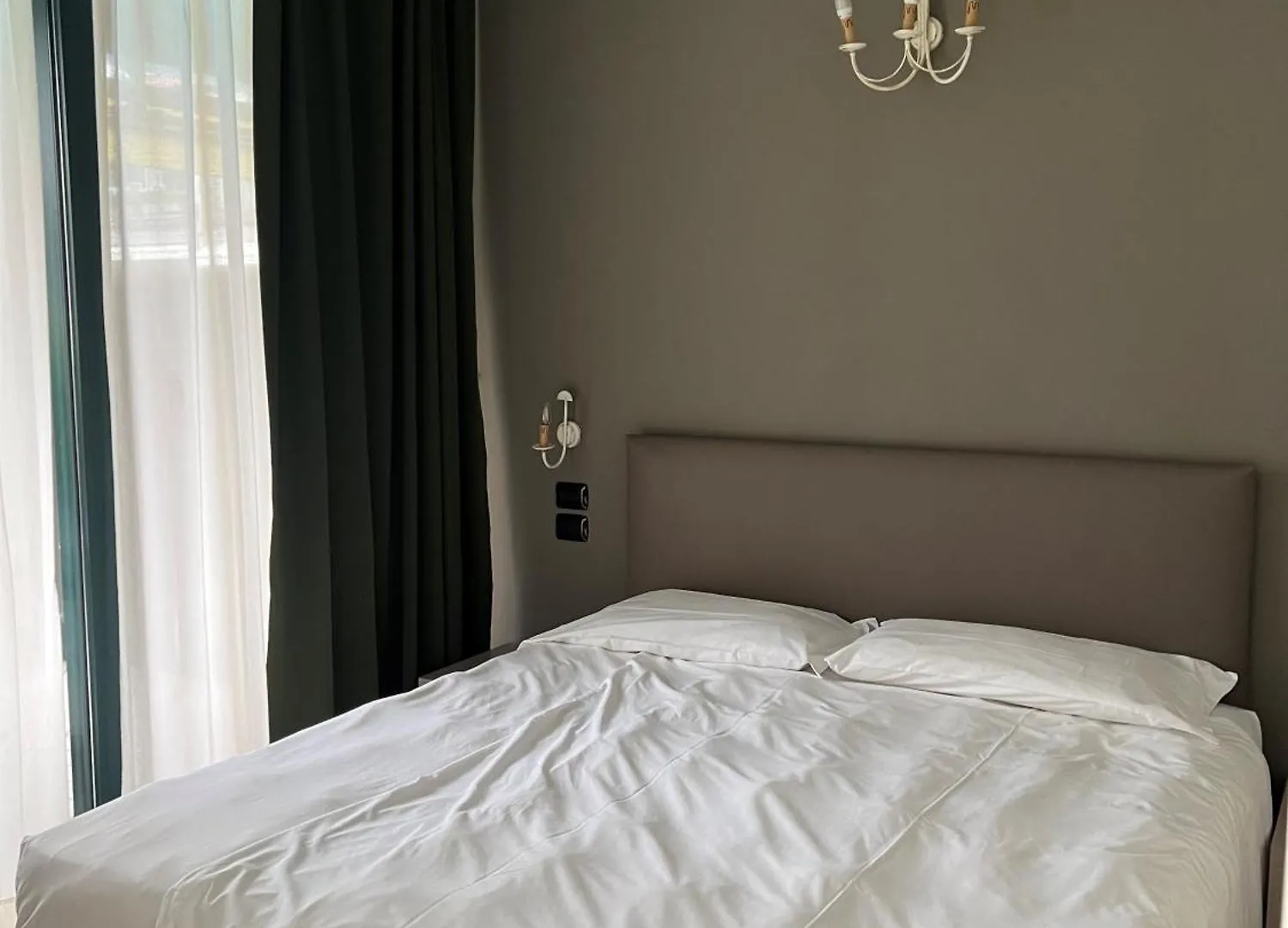 Aparthotel Le Terrazze Sul Lago Apartments Padenghe sul Garda Italy