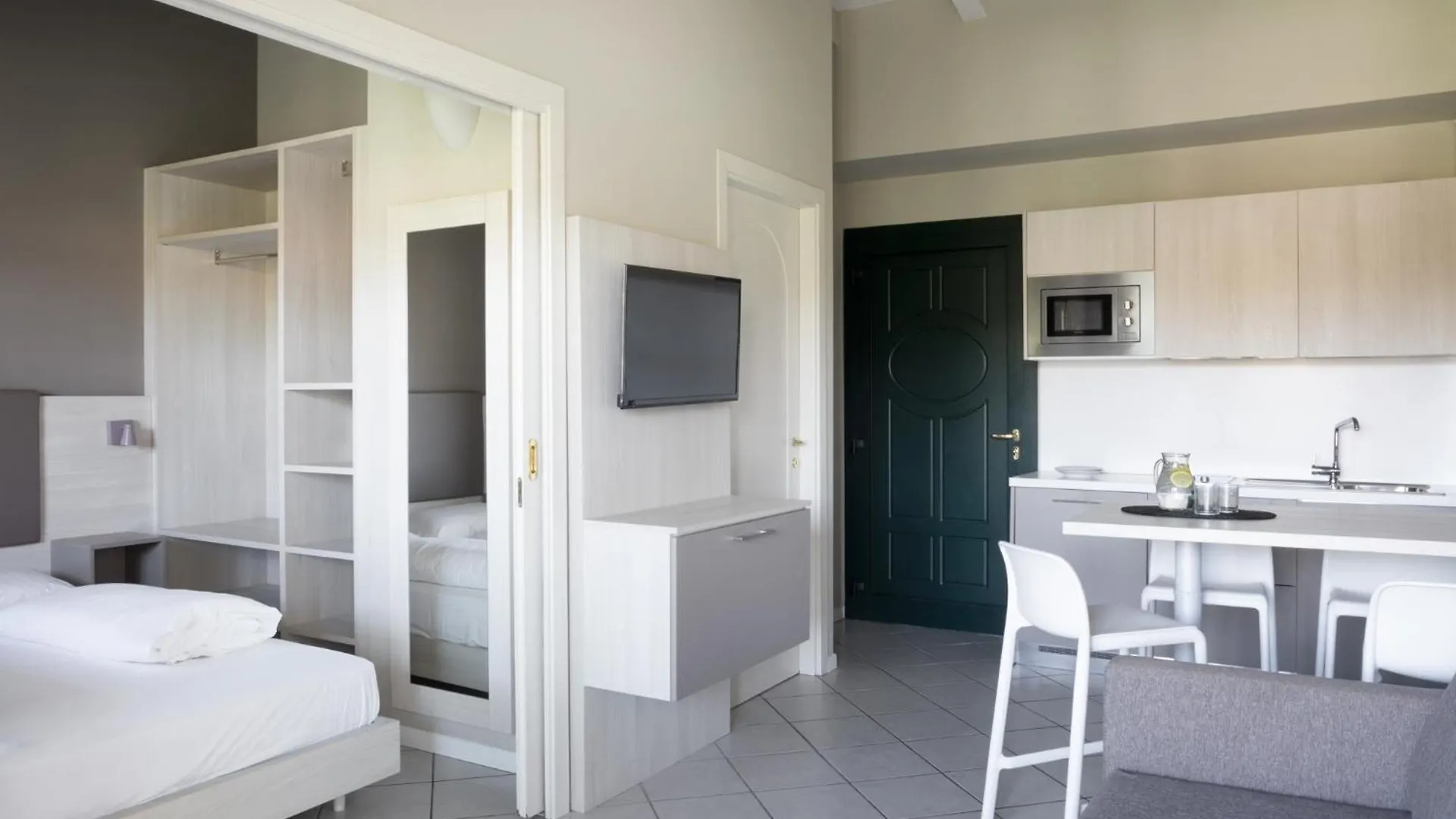 Aparthotel Le Terrazze Sul Lago Apartments Padenghe sul Garda