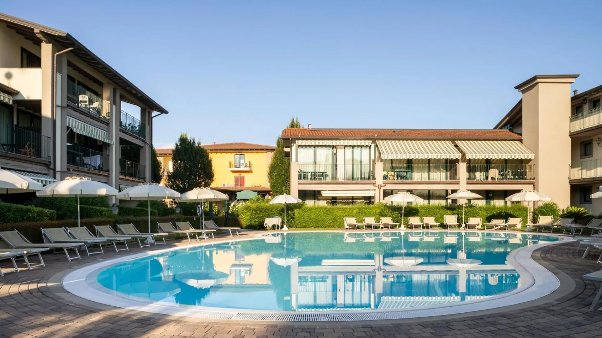 Le Terrazze Sul Lago Apartments Padenghe sul Garda Aparthotel